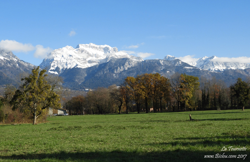 La-Tournette-et-Arclosan-vues-de-voie-verte-saint-Jorioz