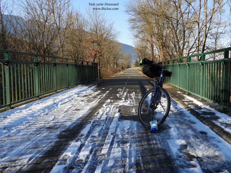 Voie-verte-doussard-pont-verglastitle=Voie-verte-doussard-pont-verglas