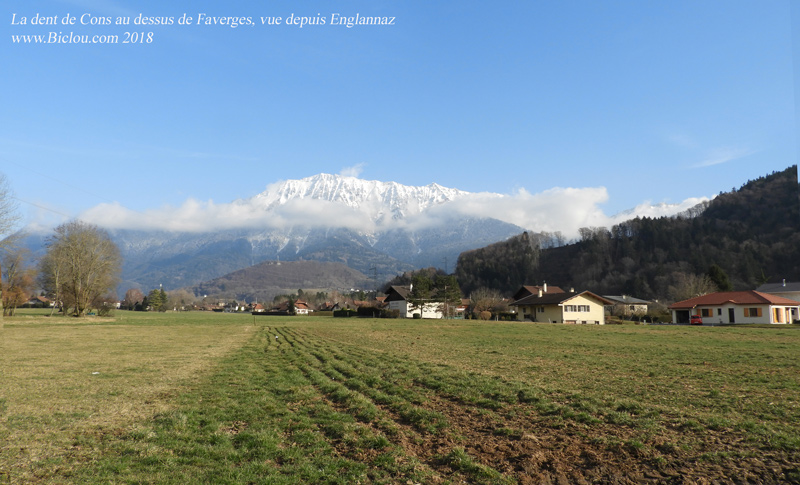 La-dent-de-cons-au-dessus-faverges-vue-de-englannaz