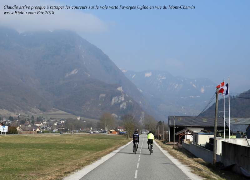 sur-la-veloroute-faverges-ugine-2018-vue-charvintitle=sur-la-veloroute-faverges-ugine-2018-vue-charvin