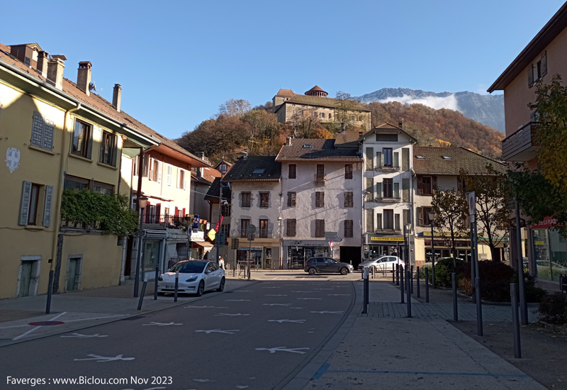 Faverges-zentrum-Nov-2023title=Faverges-zentrum-Nov-2023