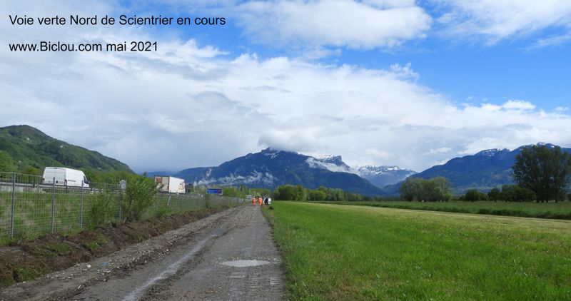 Voie verte V 61 ; au nord de Scientrier, en cours en 2021 (long A40)