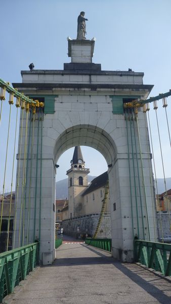 Le vieux pont de Seyssel, vu en 2015