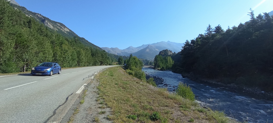 Le long des eaux cristalines de l'Arc, Y aurait il pas moyen de moyenner ..?